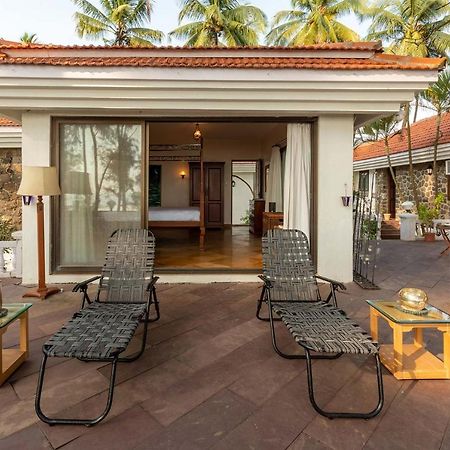 Casa Del Mer By Stayvista - Nearby Beach With, Sea-View Rooms & Coconut Farm Алибаг Экстерьер фото